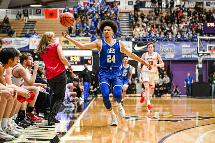 Lincoln Gresham 6A Oregon boys basketball quarterfinal Naji Saker -13